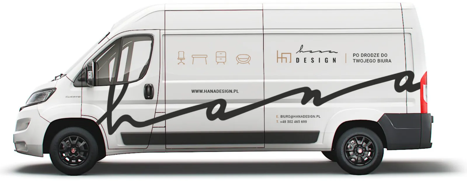 Biały Fiat Ducato z dużym napisem „hana” wzdłuż boku i ikonami kategorii mebli.
