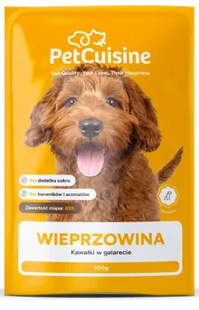 Saszetka PetCuisine, smak wieprzowina: pies na ciemnożółtym tle.